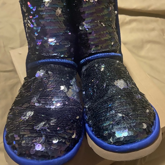 SEQUENCE UGG’s - Picture 4 of 4